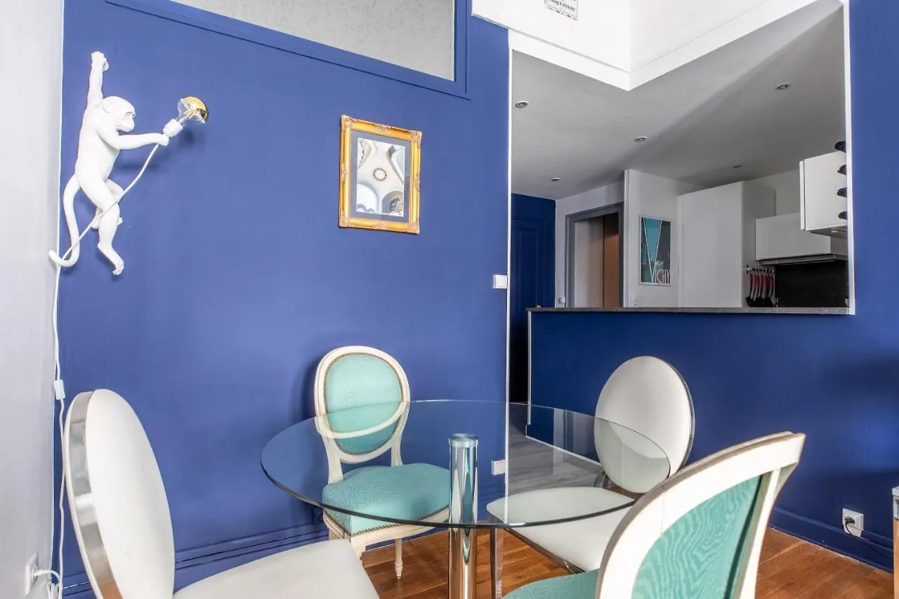 International Rosa Blue - Design - Centre Ville - Ancien Palace Vichy Apartment