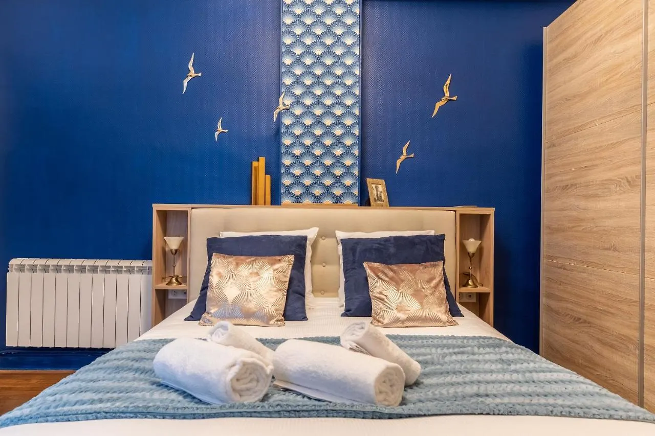 International Rosa Blue - Design - Centre Ville - Ancien Palace Vichy 0*,